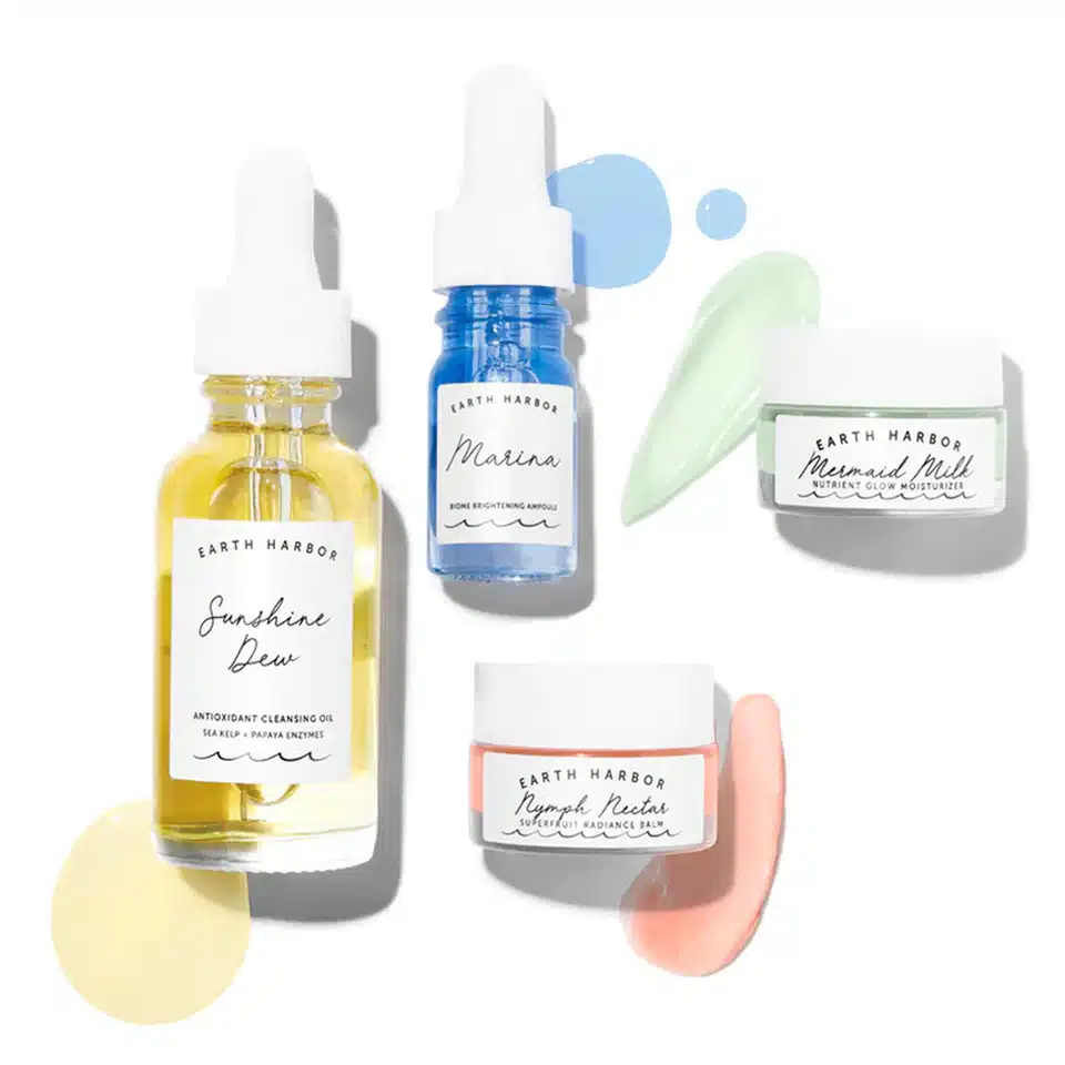Earth Harbor DAWN TO DUSK Kit for a Complexion Reset 1